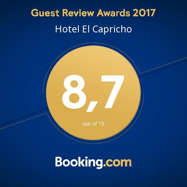 Hotel El Capricho Villanueva del Trabuco Eksteriør bilde